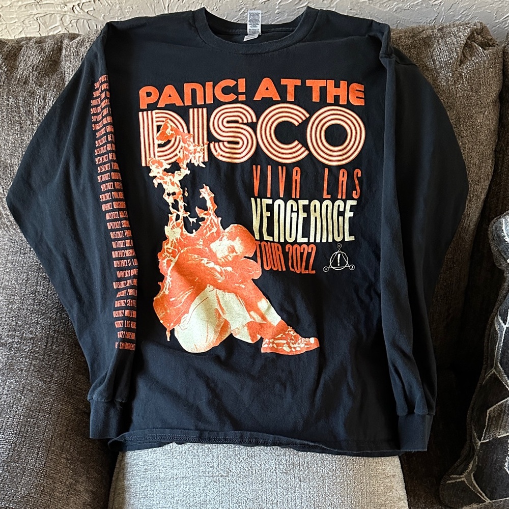 Panic! At the Disco Viva Las Vengeance Tour 2022 t-shirt